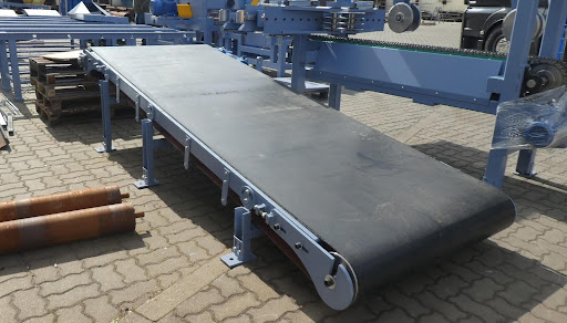  Jakie są korzyści ze stosowania podajników taśmowych w przemyśle drzewnym? 